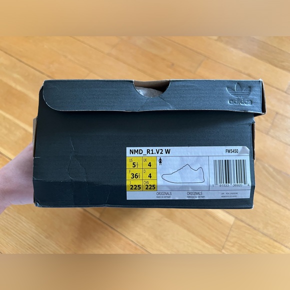 ADIDAS | NMD R1 V2 Shoes | Cloud White Gold Metallic - Womens US 5.5 - Picture 11 of 12